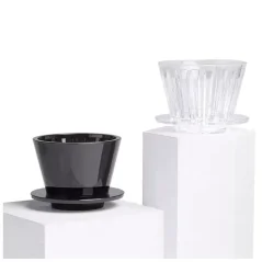 Timemore Crystal Eye B75 Kunststoff-Dipper 01 ist in zwei Farbvarianten erhältlich. Timemore Crystal Eye B75 Kunststoff-Dipper 01 ist in zwei Farbvarianten erhältlich.