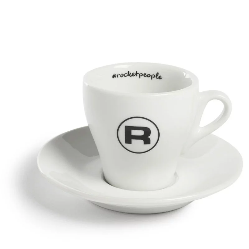 Tasse en porcelaine blanche avec soucoupe de Rocket Espresso d'une capacité de 180 ml, idéale pour les amateurs d'espresso.