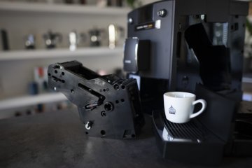 Reinigung und Entkalkung des Kaffeevollautomaten