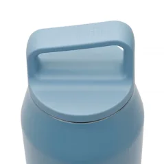 Gobelet isotherme MiiR Wide Mouth Bottle Home d'une capacité de 950 ml en couleur bleue, idéal pour les voyages.