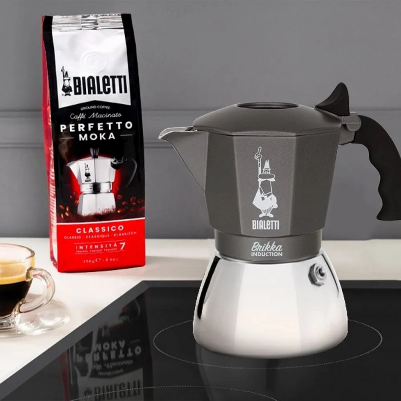 Bialetti Brikka Induction kettle when used on an induction hob.