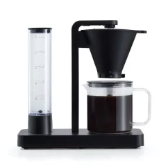 Home coffee dripper Wilfa WSPL-3B with a capacity of 1250 ml, ideal for making larger amounts of coffee.