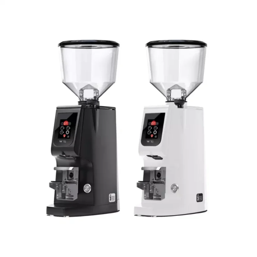 Espresso mlynček na kávu Eureka Atom W 75 v elegantnej čiernej farbe je navrhnutý pre maximálnu efektivitu s napätím 230V.