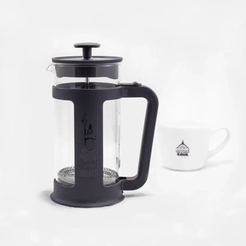 Francúzsky lis Bialetti Smart vo čiernej farbe s objemom 350 ml, ideálny na prípravu kvalitnej kávy.