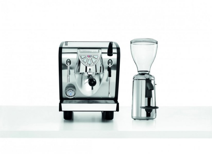 Nuova Simonelli Musica Standard - Home lever coffee machines: one-touch cappuccino : no