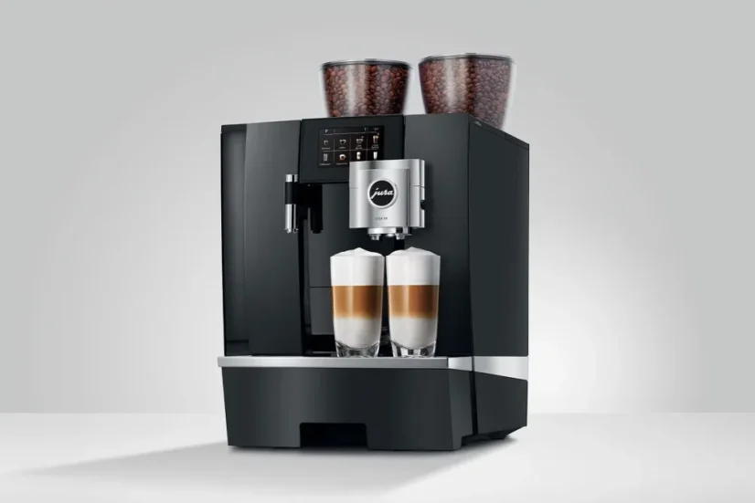 Professional automatic coffee machine GIGA X8.