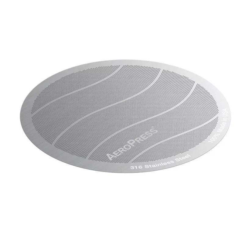 Opakovane použiteľný Aeropress filter z nerezovej ocele.