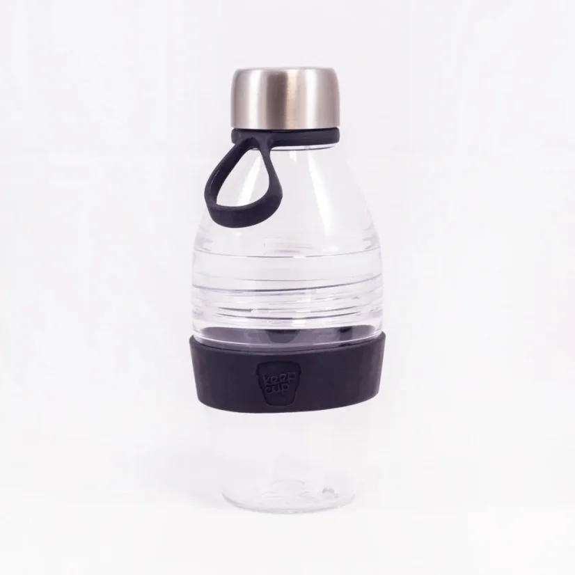 Schwarzer Thermobecher KeepCup Original Black mit einem Fassungsvermögen von 340 ml, ideal für Reisen.