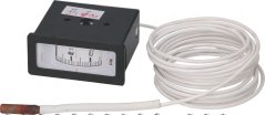 Schwaarze rechteckegen Fernthermometer mat enger Skala vun 0 bis 120 °C an engem opgerollte wäisse Kabel mat enger Sond.