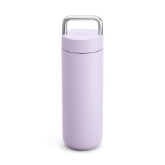 Mug de voyage pratique Fellow Carter Carry au design violet.