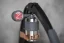 Čierny Espresso Maker Flair Pro 2, detail na hlavu prístroja na šedom pozadí