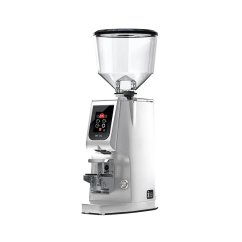 Espresso mlinček za kavo Eureka Atom W 75 v kromiranem izvedbi ponuja visoko napetost 230V za učinkovito mletje kave. Espresso mlinček za kavo Eureka Atom W 75 v kromiranem izvedbi ponuja visoko napetost 230V za učinkovito mletje kave.