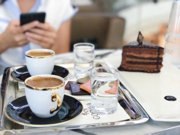 Wësst Dir firwat Dir ni Tschechesch Türk drénken sollt?