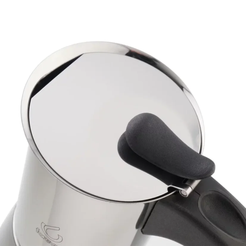 Moka pot Forever Miss Splendy with a capacity for making 4 cups of coffee.