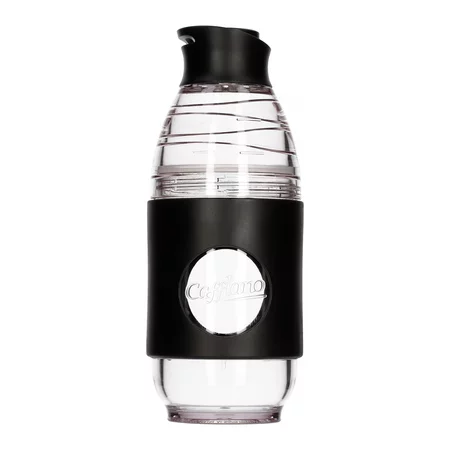 Prenosný čierny kávovar Cafflano Go-Brew s objemom 500 ml pre ľahkú prípravu kávy na cestách.