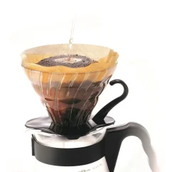 Dripper de vidro preto Hario V60-02 VDG-02B