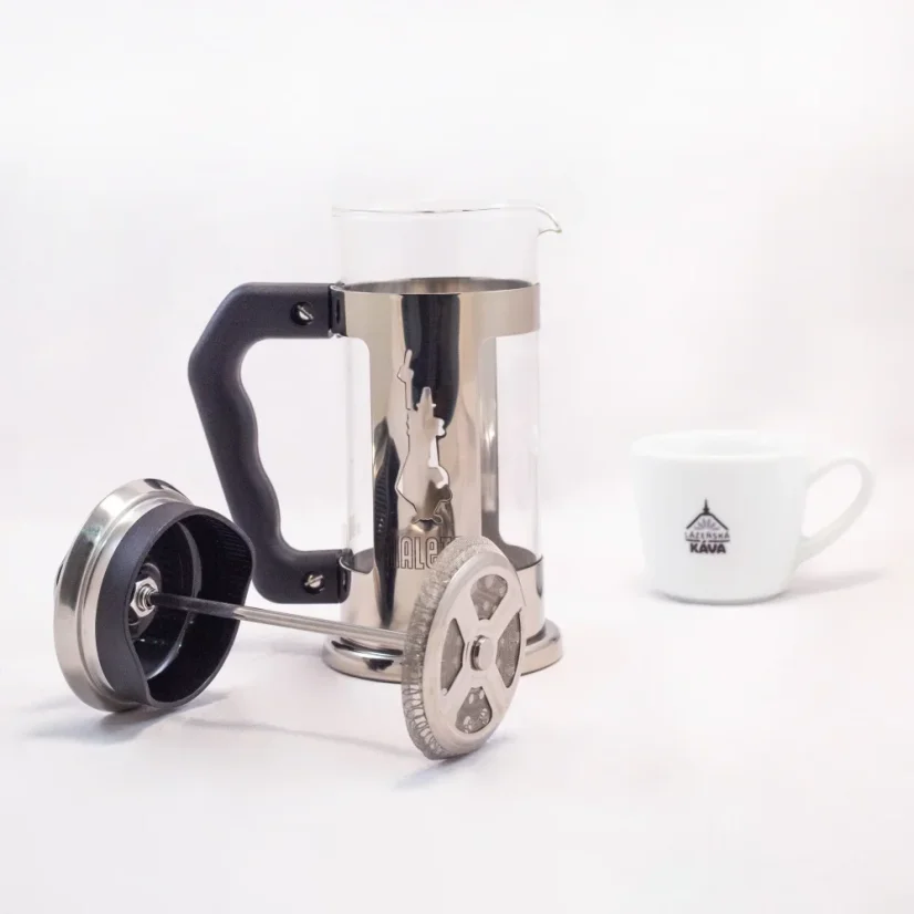 French press Bialetti Preziosa o pojemności 350 ml z praktycznym tłokiem ułatwiającym przygotowanie kawy.