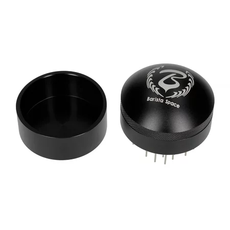 Barista Space C3 Needle Tamper 58mm in eleganter schwarzer Farbe, ideal für präzise Kaffeezubereitung.