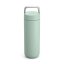 Tasse de voyage pratique Fellow Carter Carry au design menthe. Tasse de voyage pratique Fellow Carter Carry au design menthe.