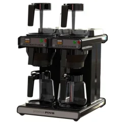 Schwarzer Moccamaster für die professionelle Kaffeezubereitung.