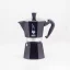 Cafetière italienne noire classique Bialetti Moka Express pour 6 tasses, convenant pour l'utilisation avec des sources de chauffage halogènes.