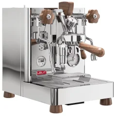Mājas svira kafijas automāts Lelit Bianca PL162T ar ūdens daudzuma iestatīšanas funkciju katras kafijas krūzes pielāgošanai.