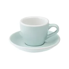 Espresso-Tasse und Untertasse von Loveramics Egg in der Farbe River Blue, aus Porzellan gefertigt, mit einem Volumen von 80 ml.