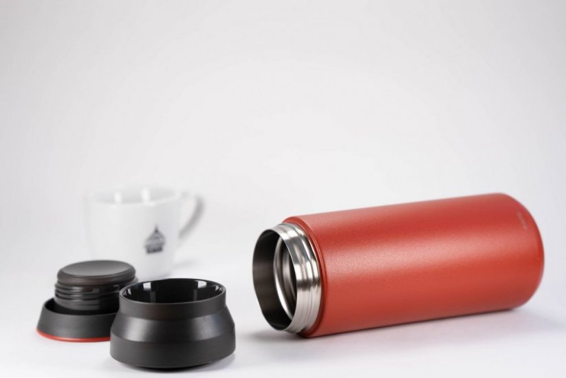 Travel Tumbler Red 500ml - Kinto - Espresso Gear