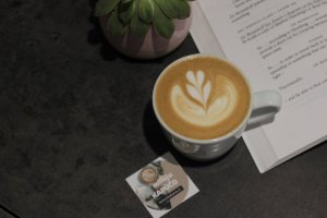 Sobre o leite no café e a formação de espuma de leite