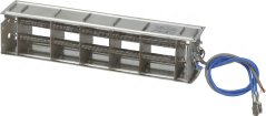 Heizelement 2000 W 230 V, mat mehrere geriffelte Spiralen an engem längleche Metallrahmen a mat zwee Drieder. Heizelement 2000 W 230 V, mat mehrere geriffelte Spiralen an engem längleche Metallrahmen a mat zwee Drieder.