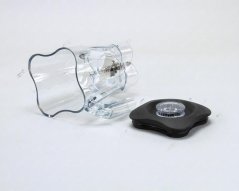 Behälter-Eenheet fir de Mixer mat engem Glasbehälter, engem Dichtungsring an enger schwaarzer Basis mat engem Messer Behälter-Eenheet fir de Mixer mat engem Glasbehälter, engem Dichtungsring an enger schwaarzer Basis mat engem Messer