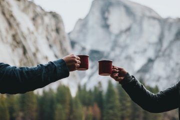 Wie man auf Reisen hochwertigen Kaffee zubereitet