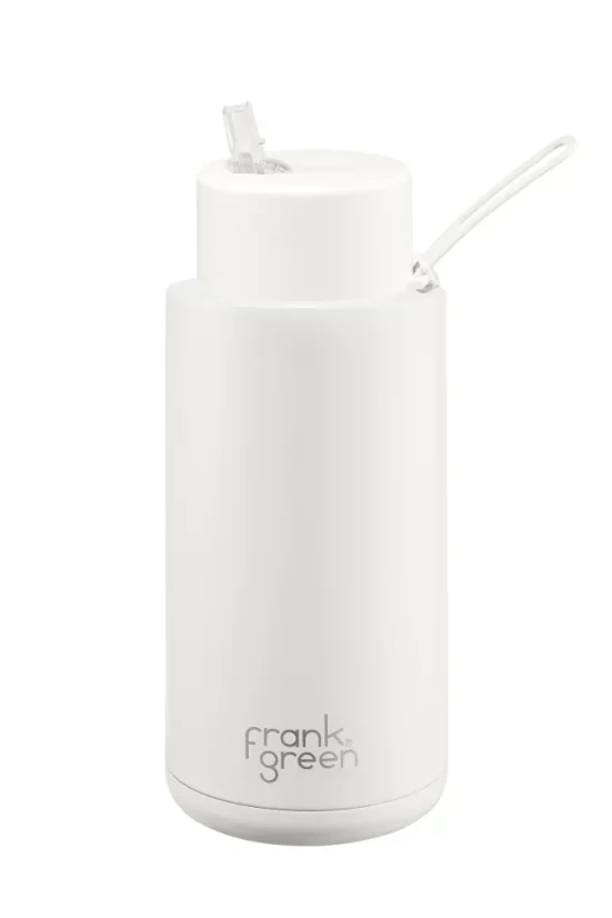 Frank Green Ceramic Cloud thermal mug with a straw and a capacity of 1000 ml, known for its 100% leakproof feature, ideal for traveling.