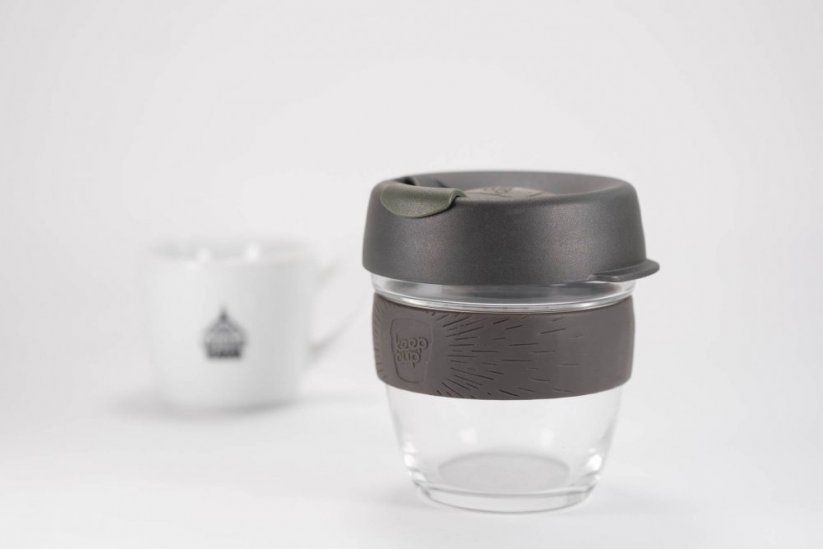 KeepCup Brew Nitro S 227 ml with cup of Spa Coffee