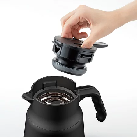 Hario Insulated Server V60-03 Plus nerez 800 ml černý