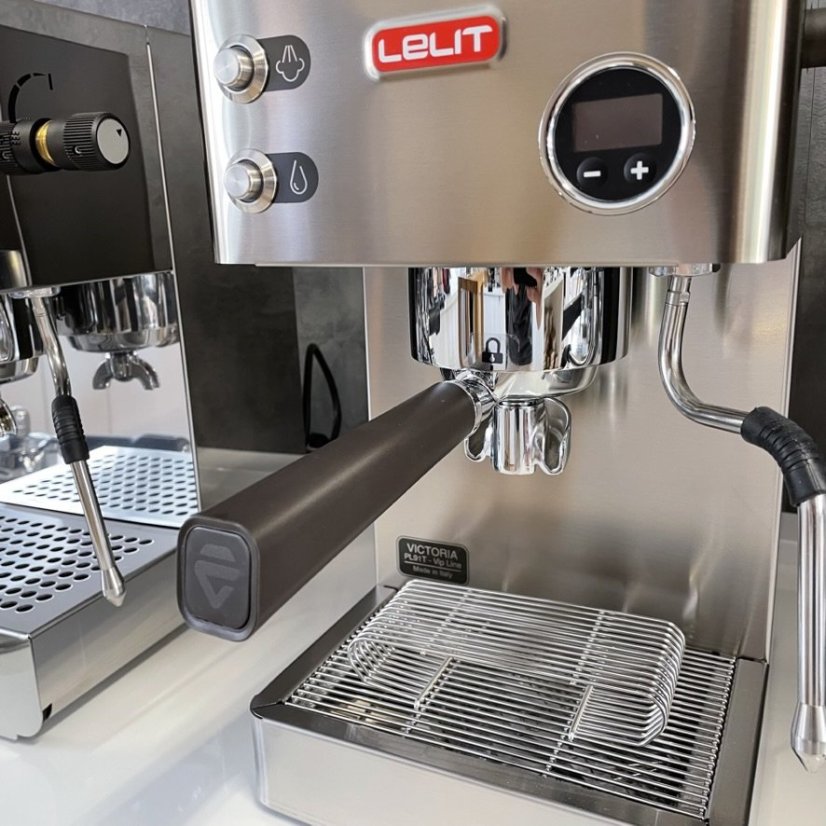 Siebträger Kaffeemaschine Lelit Victoria PL91T, geeignet für den Heimgebrauch mit einer täglichen Kapazität von bis zu 50 Tassen Kaffee.