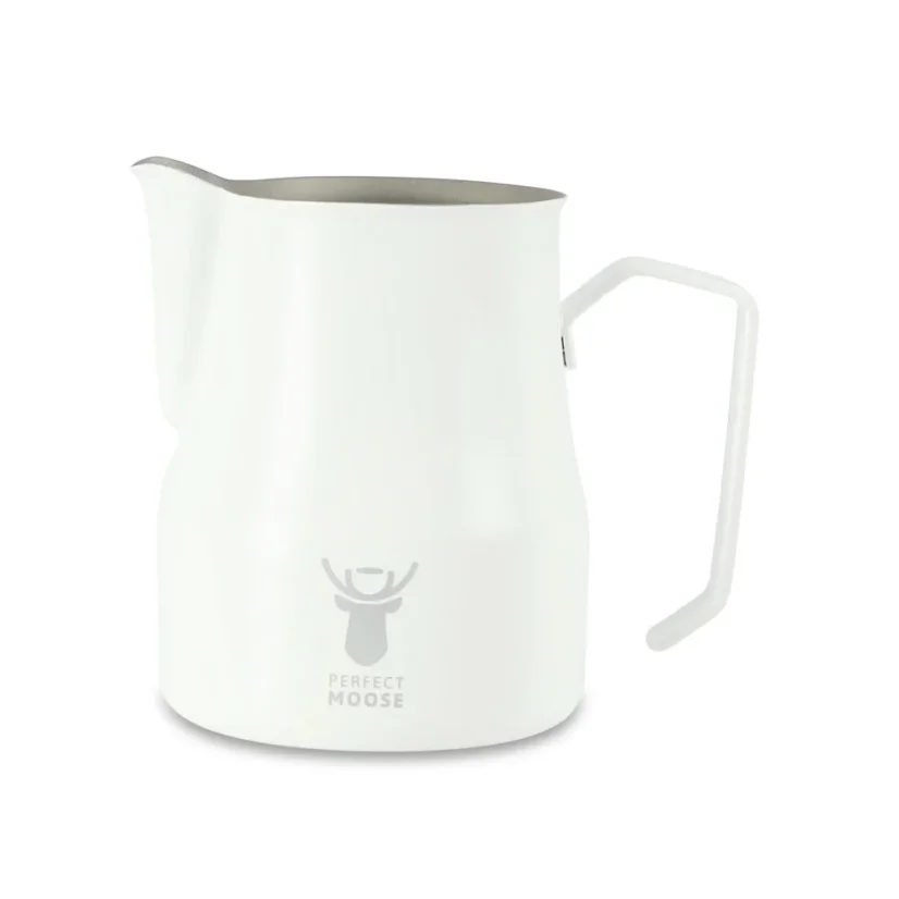 Chytrá kanvička na šľahanie mlieka k napeniču Perfect Moose. Objem 750 ml, biela farba.
