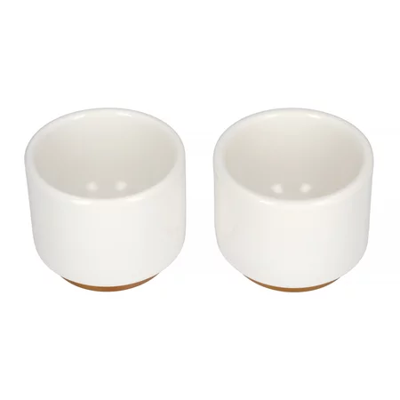 Two white Fellow Monty espresso cups with a volume of 90 ml, perfect for enjoying a quality ristretto.