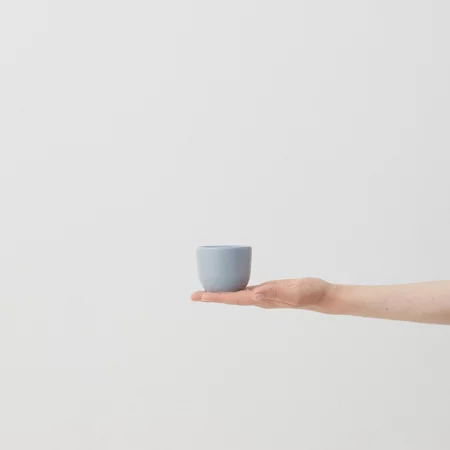 Tasse à cappuccino Aoomi Kobe Mug A07 d'une capacité de 125 ml, fabriquée en grès.
