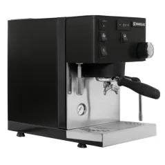 Vue de face d'une machine à café noire de la marque Rancilio.