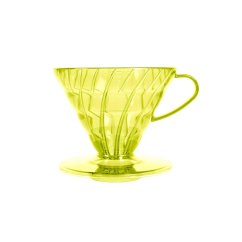 Dzeltenais plastmasas pārkarsējams Hario V60-02 divu līdz četru kafijas krūzīšu pagatavošanai.
