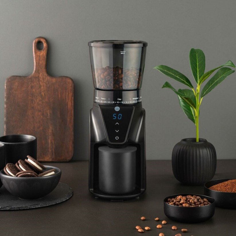 Wilfa Balance CG1B-275 electric grinder on the kitchen counter.