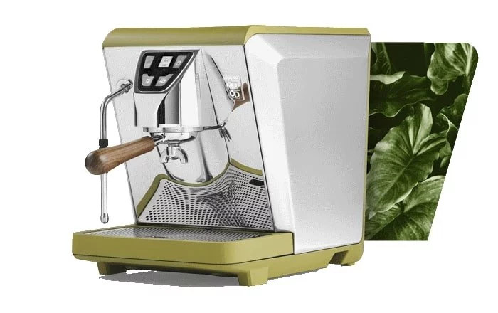 Nuova Simonelli Oscar Mood Guacamole home espresso machine, ideal for household use.