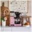 Moccamaster KBG Select Technivorm en color rosa es un elegante cafetera de goteo doméstica que ofrece limpieza automática para un fácil mantenimiento. Moccamaster KBG Select Technivorm en color rosa es un elegante cafetera de goteo doméstica que ofrece limpieza automática para un fácil mantenimiento.