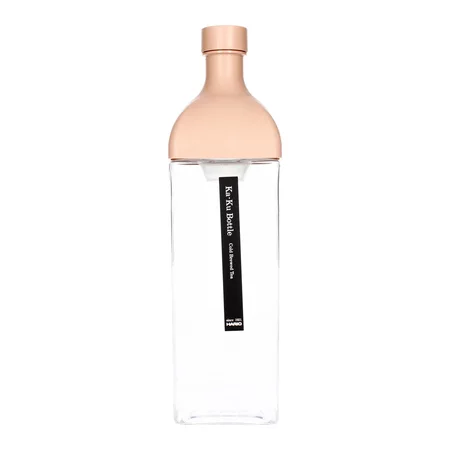 Bouteille rose pour le café cold brew.
