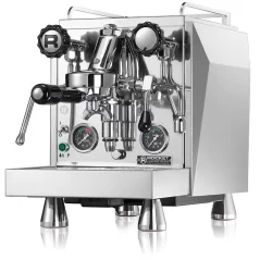 Háztartási karos kávéfőző Rocket Espresso Giotto Cronometro R PID funkcióval a kávézás hőmérsékletének pontos szabályozásához.
