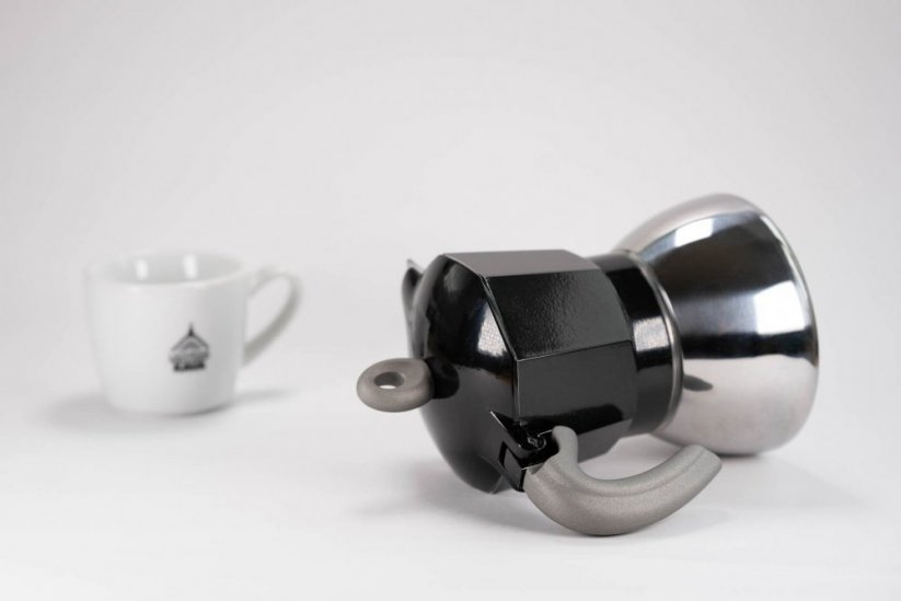 Design and tradition for two cups of espresso