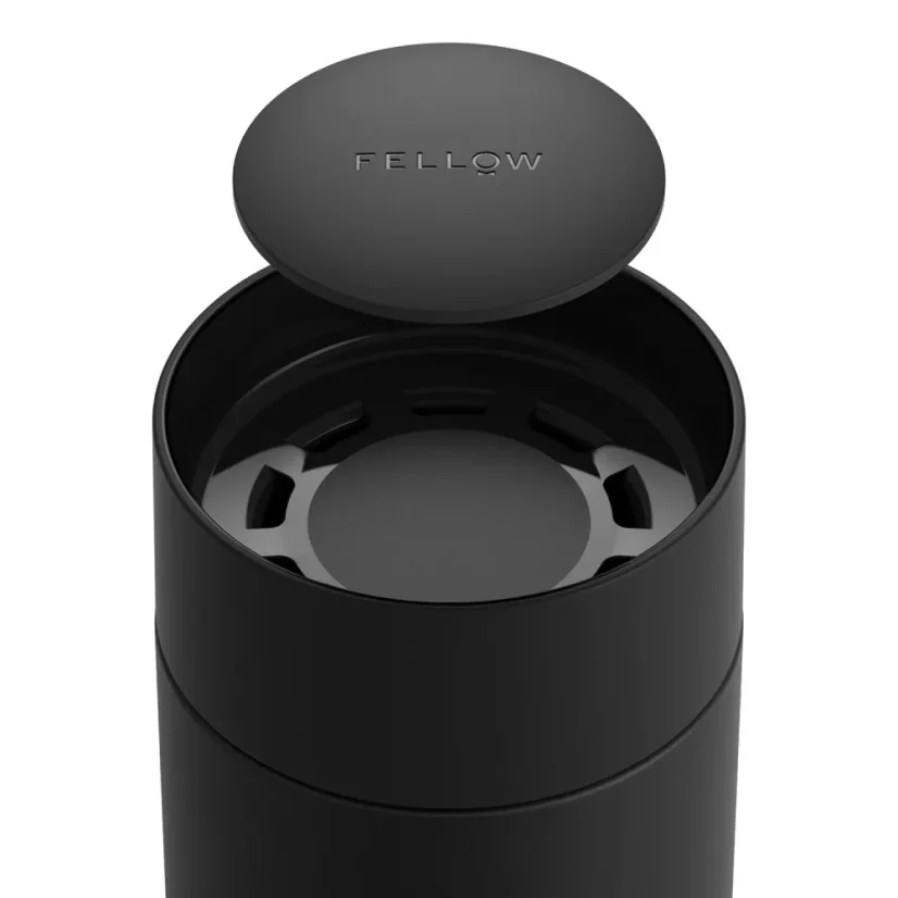 Fellow Carter Move Mug 360 Sip Lid Black 355 ml černý