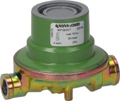 Grénge Messing-Gasdrockregulator mat zwee Gewandusschlëss an engem Hiersteller-Schëld.