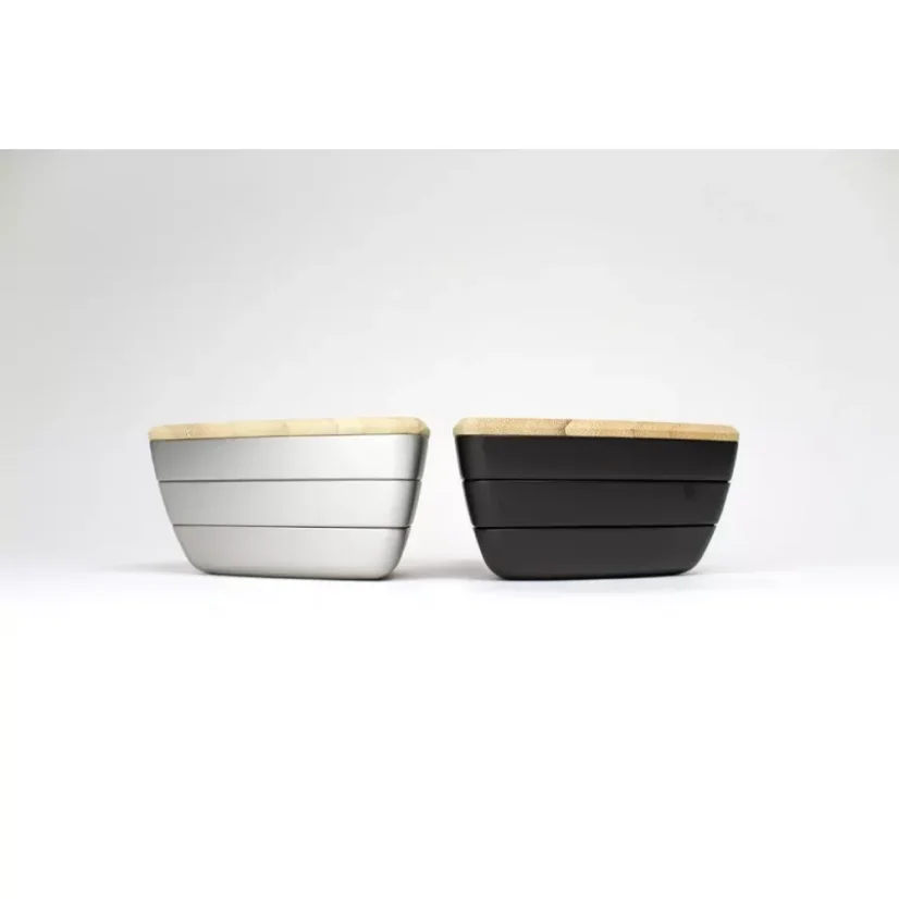 Kruve Sifter Base Silver est un gadget à café de qualité fabriqué en aluminium, qui assure une filtration précise du café pour obtenir un goût parfait.